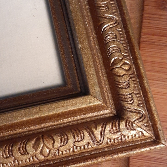 Sculpting Angel's Wall Art - Picture 3 of 7